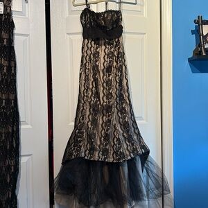 Black lace and tan gown